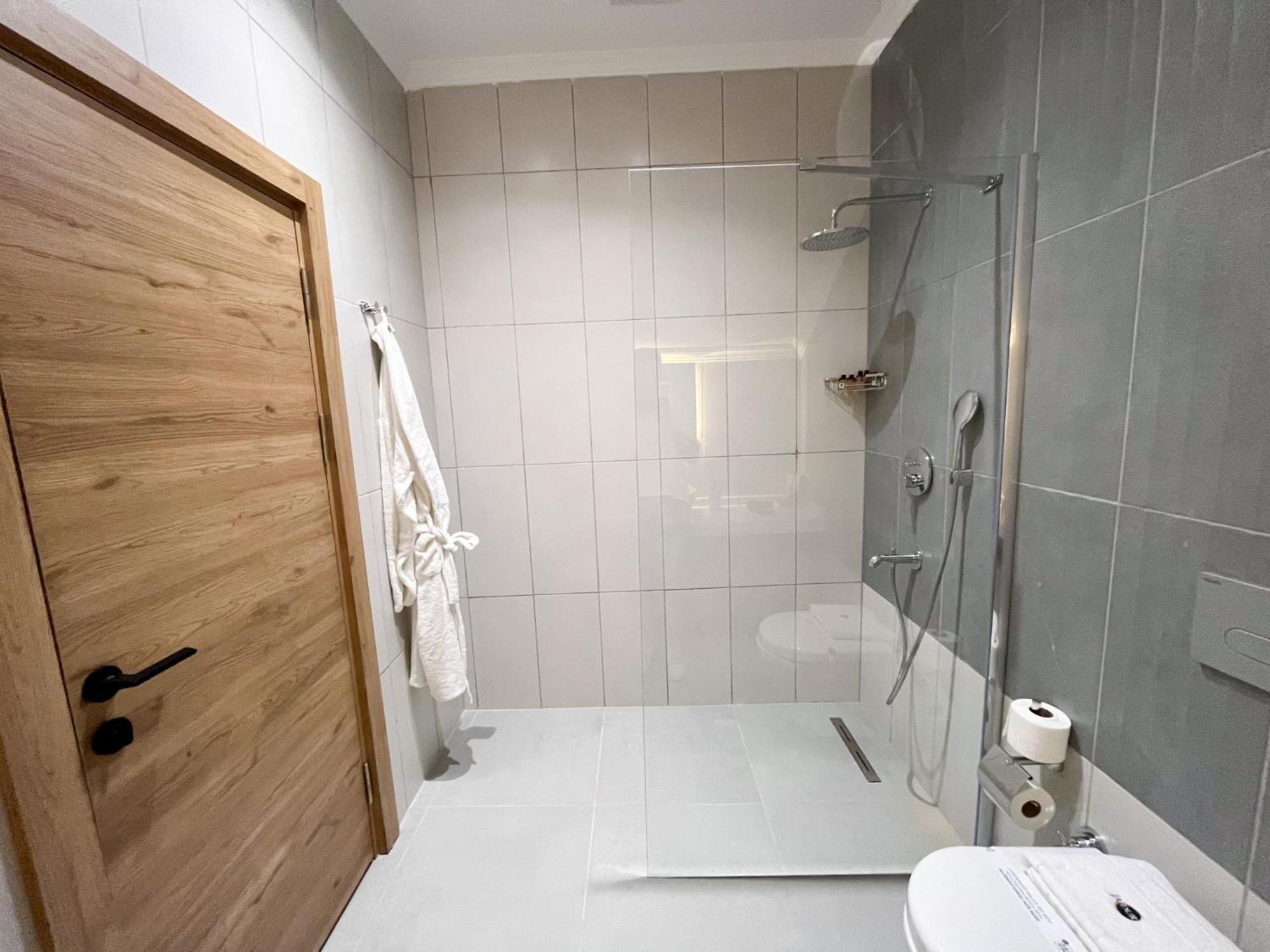 Ladur Resort Otel トラブゾン エクステリア 写真